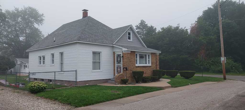 Leaking roof replacement in Lafayette, IN