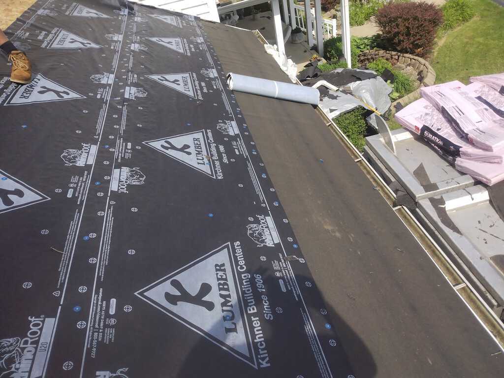 Algae resistant roof Shingles replacement in Lafayette, IN