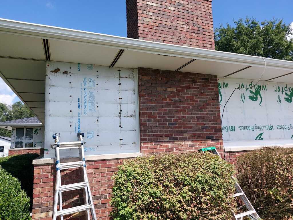 Vinyl Siding & Roof repair near Champaign Urbana, IL