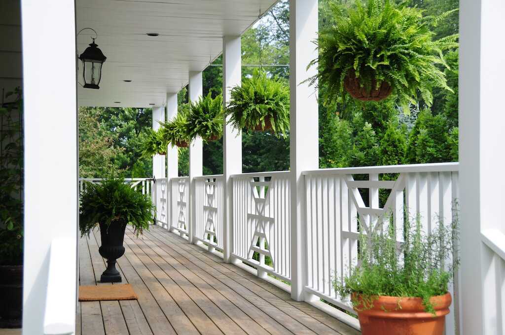 how to build a porch roof