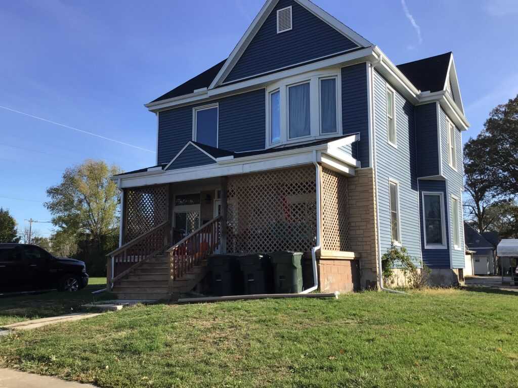 Leaky Roof Repair & Vinyl Siding in Lafayette, IN