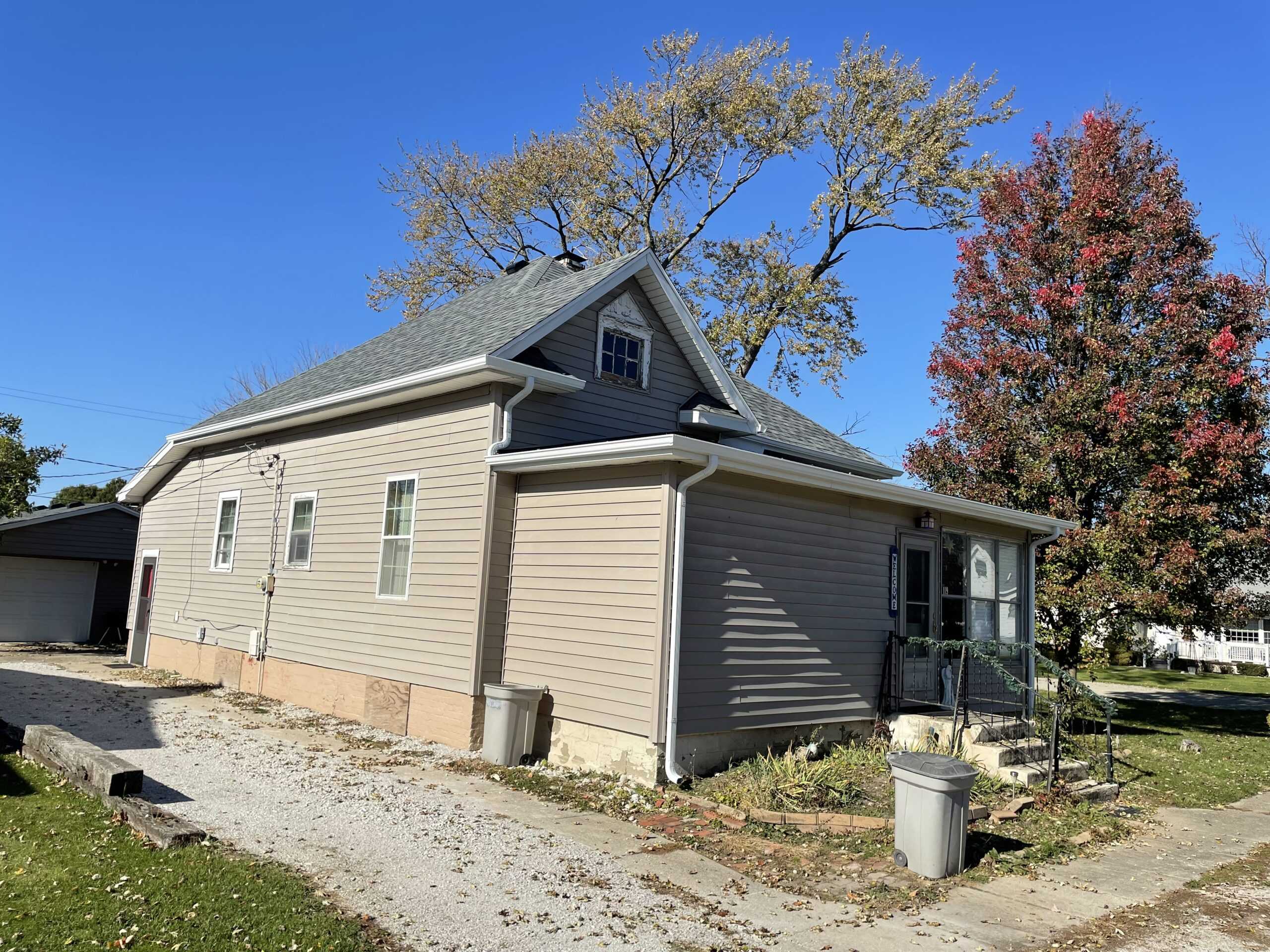 Roof replacement in Urbana, IL