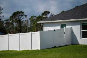 Why Installing a Privacy Fence Is a Smart Move for Homeowners