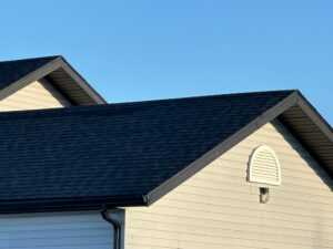 When to Call Roof Contractors for Roof Repairs