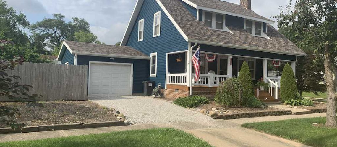 Hail damaged roof, siding & gutter repair in Champain, IL