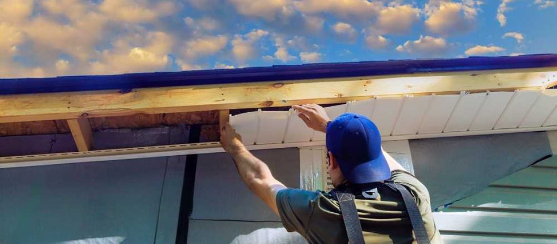 Roof and Siding Repair: Which One Should You Prioritize?
